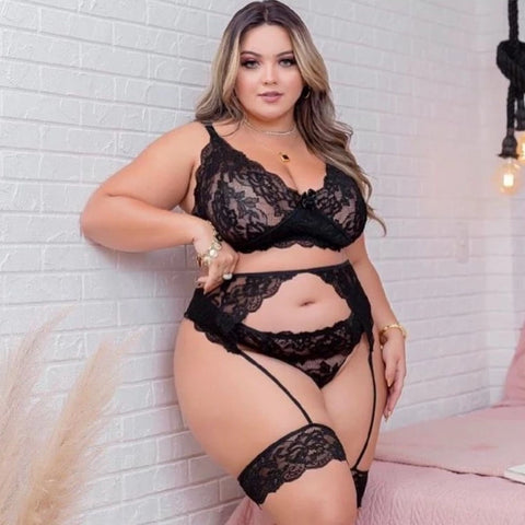 Conjunto Plus Size Lingerie Sexy em Renda com Cinta Liga